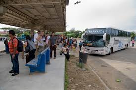 Bus arriving at the Costa Rica - Nicaragua border